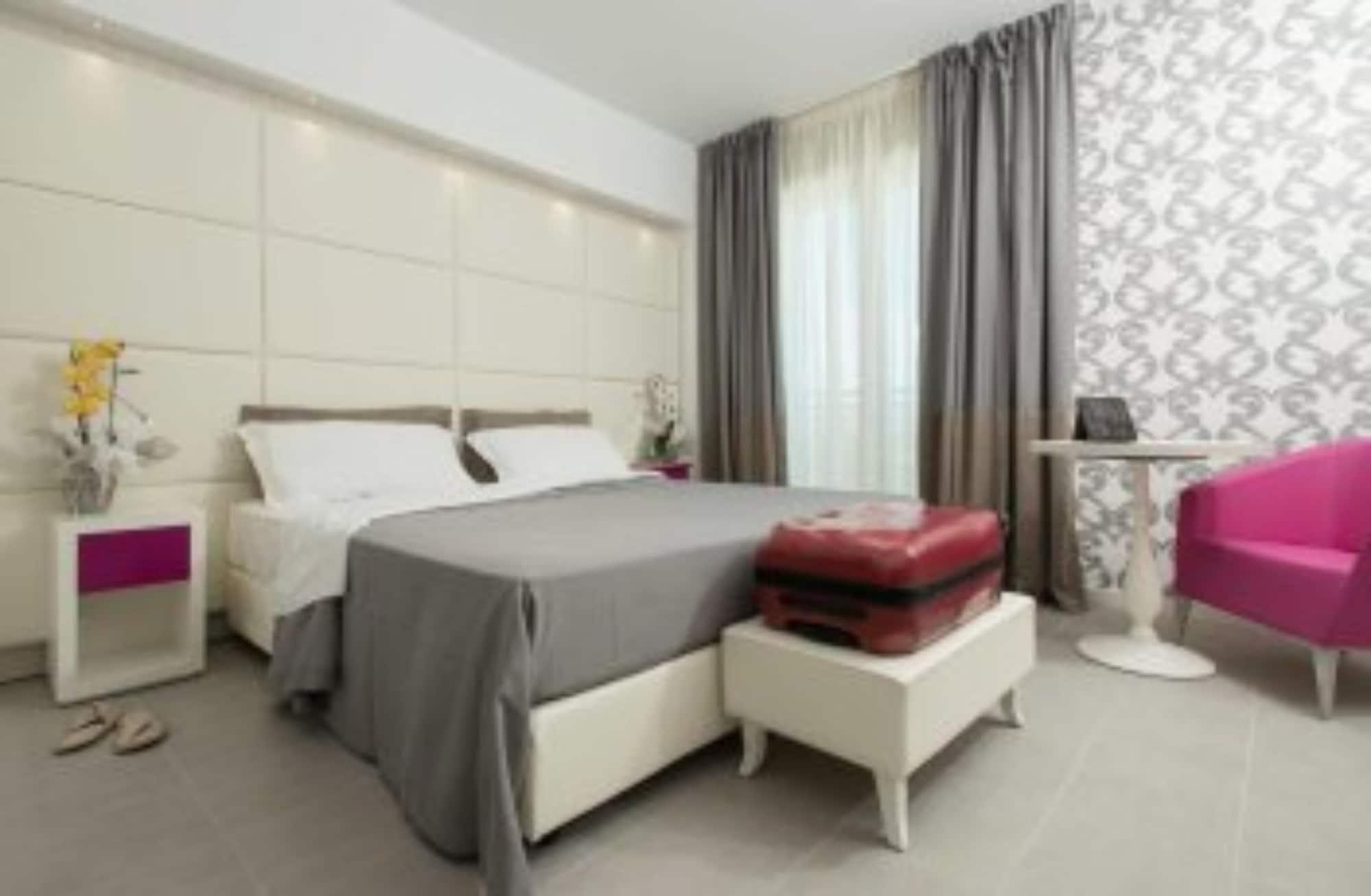 Hotel Sheila ลิโดดิเยโซโล ภายนอก รูปภาพ