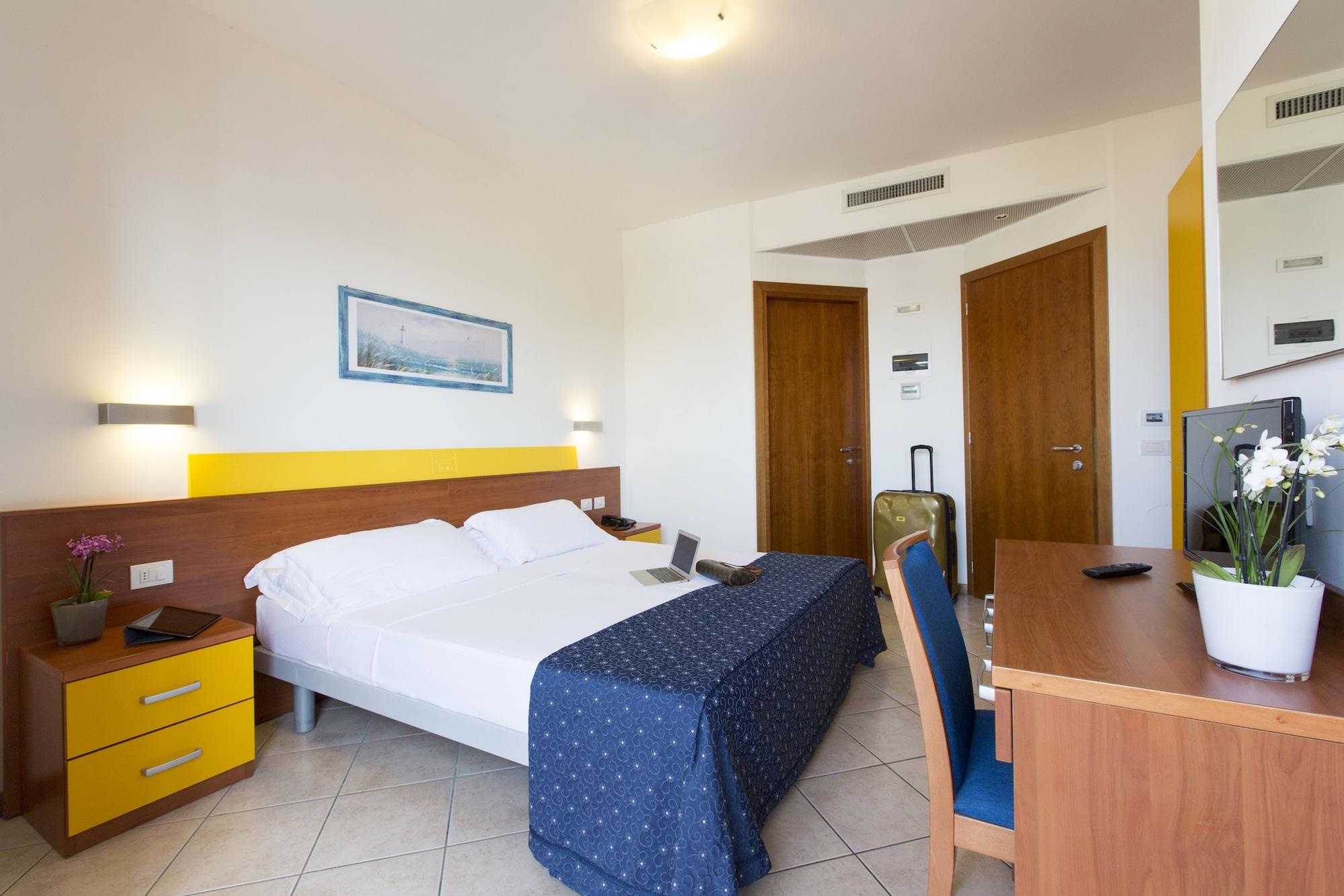 Hotel Sheila ลิโดดิเยโซโล ภายนอก รูปภาพ