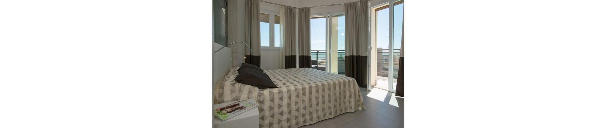 Hotel Sheila ลิโดดิเยโซโล ภายนอก รูปภาพ