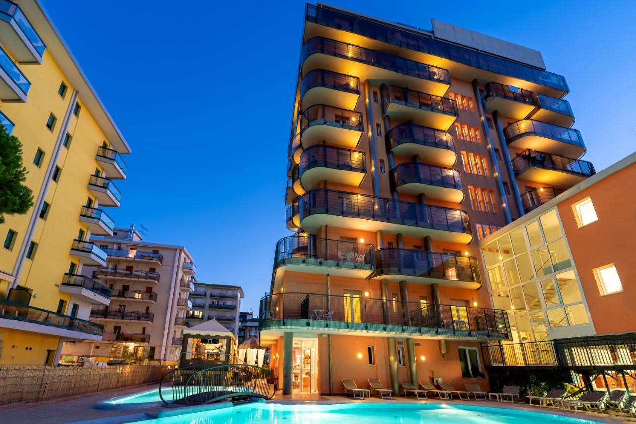 Hotel Sheila ลิโดดิเยโซโล ภายนอก รูปภาพ