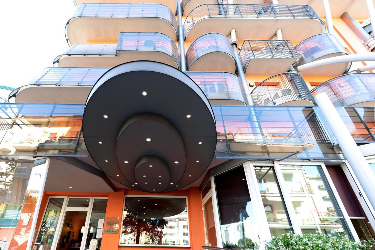 Hotel Sheila ลิโดดิเยโซโล ภายนอก รูปภาพ